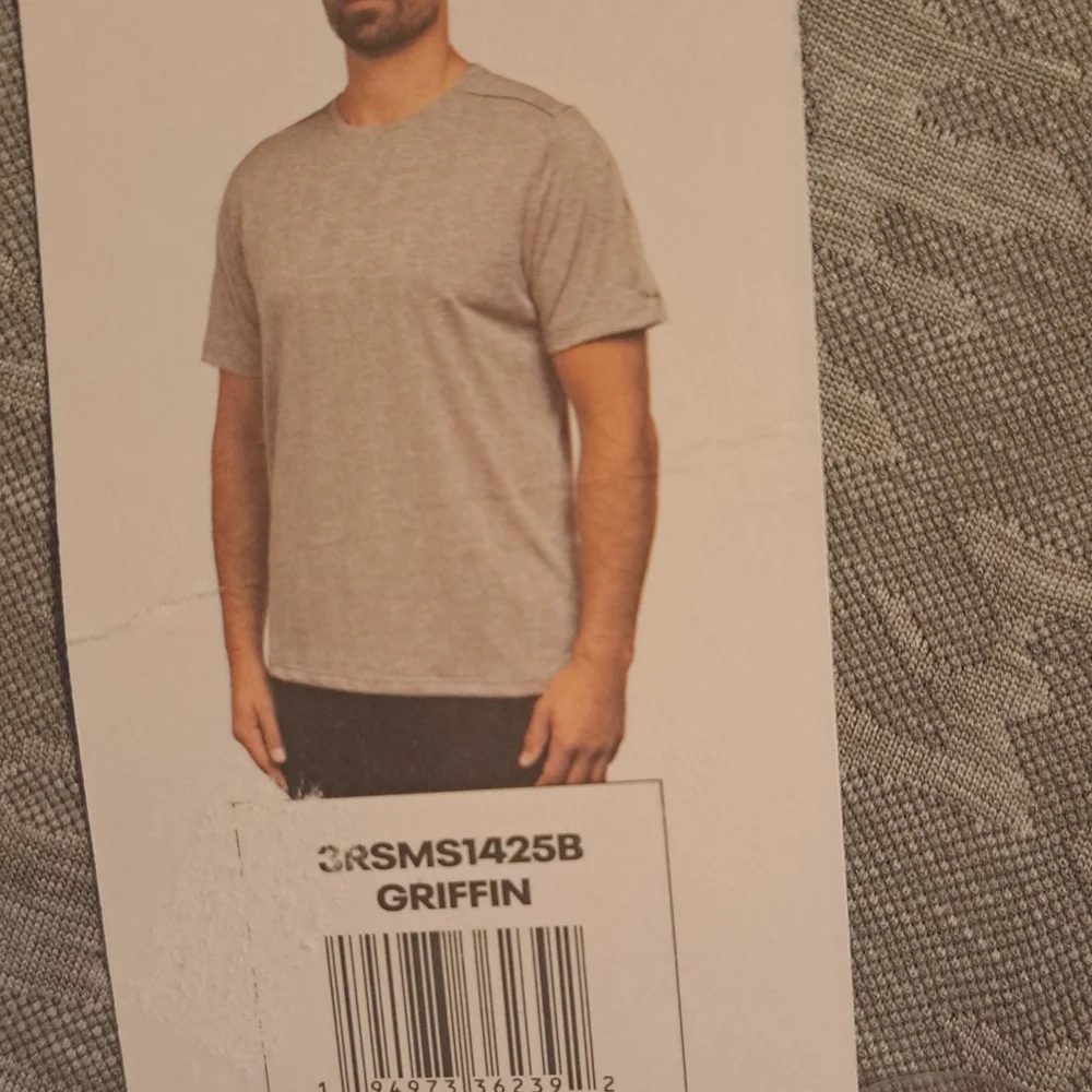 Gray Men's Reebok Griffin Shirt Size Small $Lions Gate SALE - Picture 3 of 4